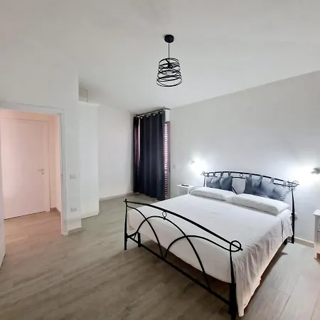 מלון Appartamento Villasimius Holiday